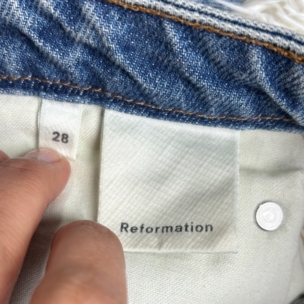 Reformation Julia High Cigarette Jean - Picture 7 of 9